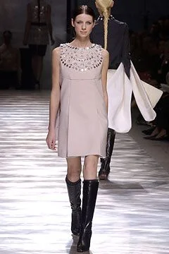Look 18